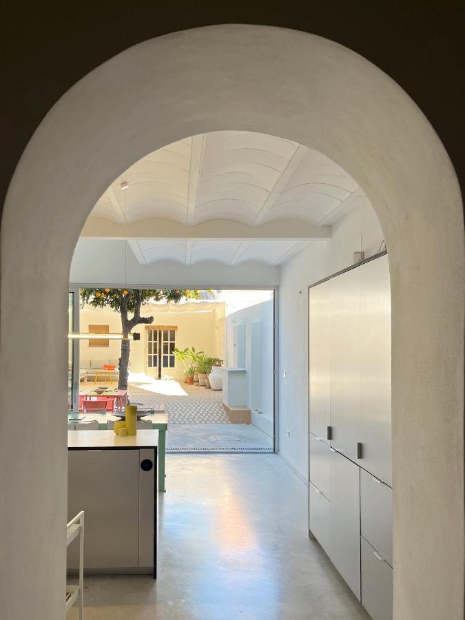 Design & Art, Patio With Orange Tree, Near Seville Carrion de Los Cespedes Exterior photo