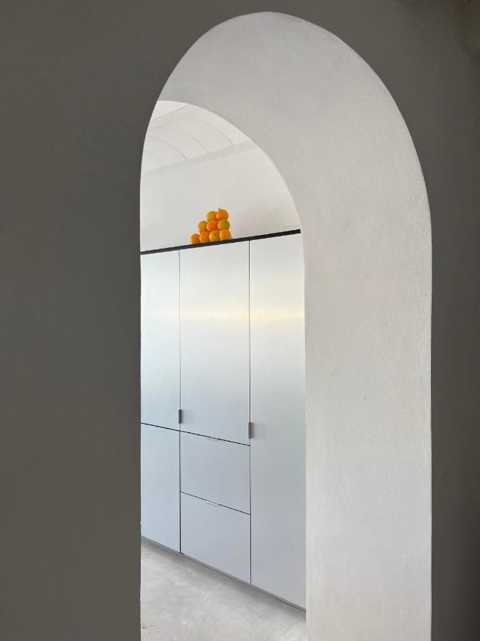 Design & Art, Patio With Orange Tree, Near Seville Carrion de Los Cespedes Exterior photo