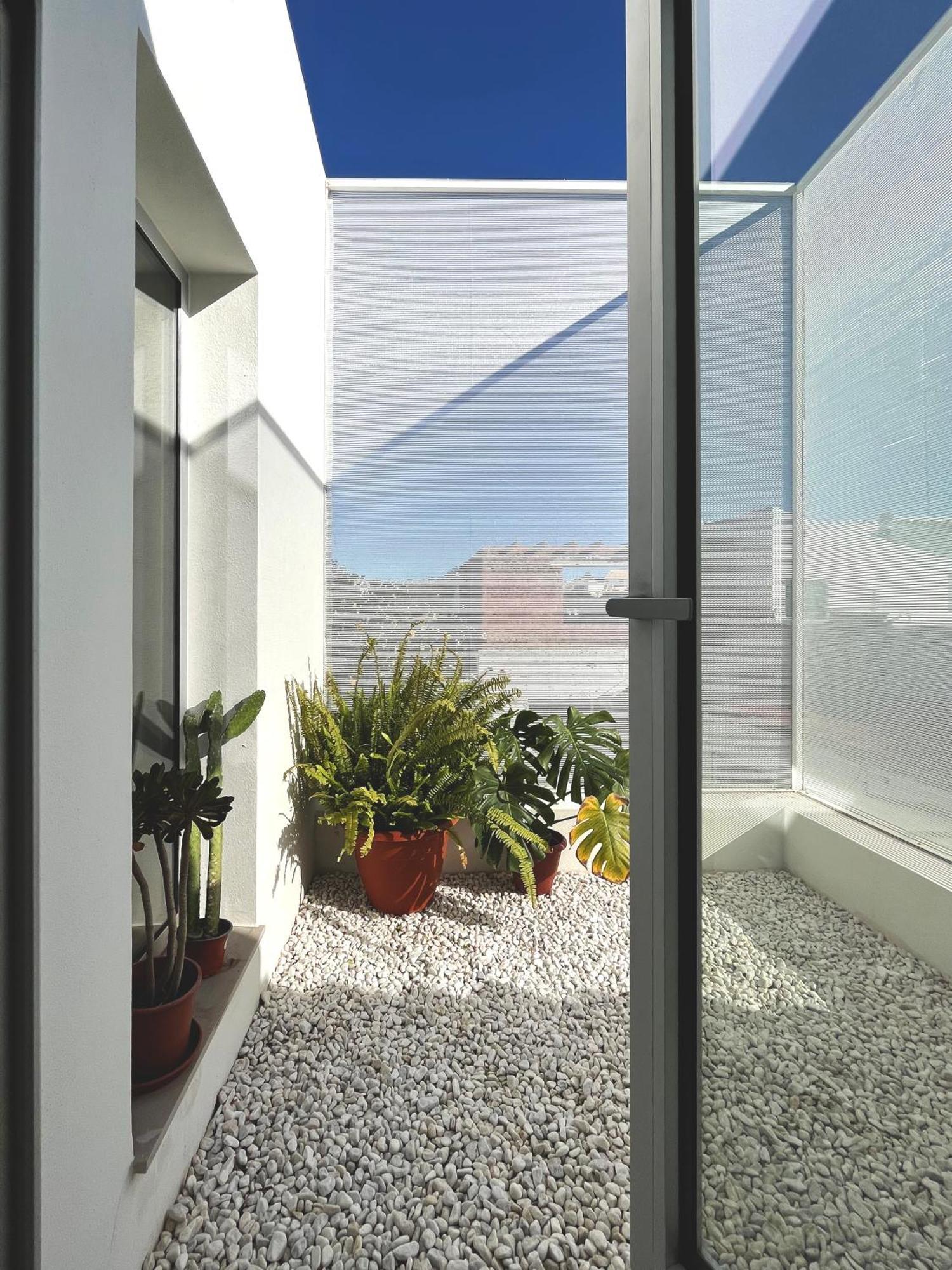 Design & Art, Patio With Orange Tree, Near Seville Carrion de Los Cespedes Exterior photo